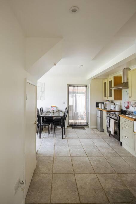 Blackberry Annex. Detached Cottage. Rural Location West Chiltington Exterior photo